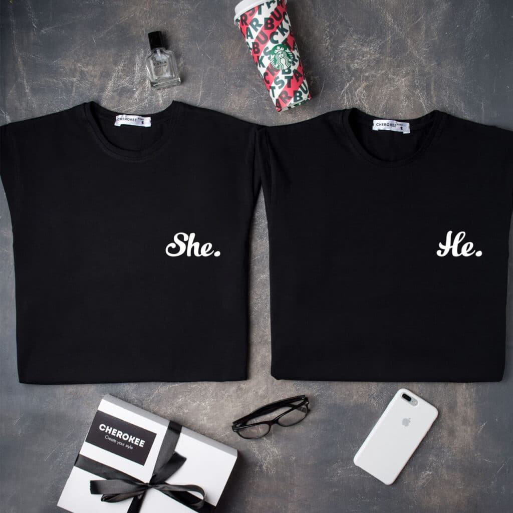 Парні футболки з написом “She./He.”