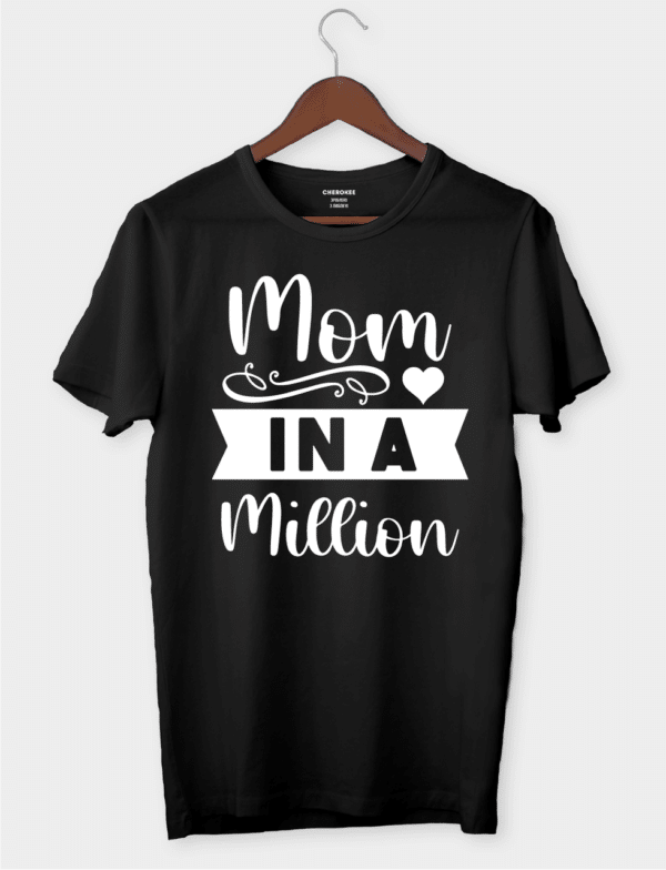 Футболка з милим принтом для мами "Mom IN A Million"