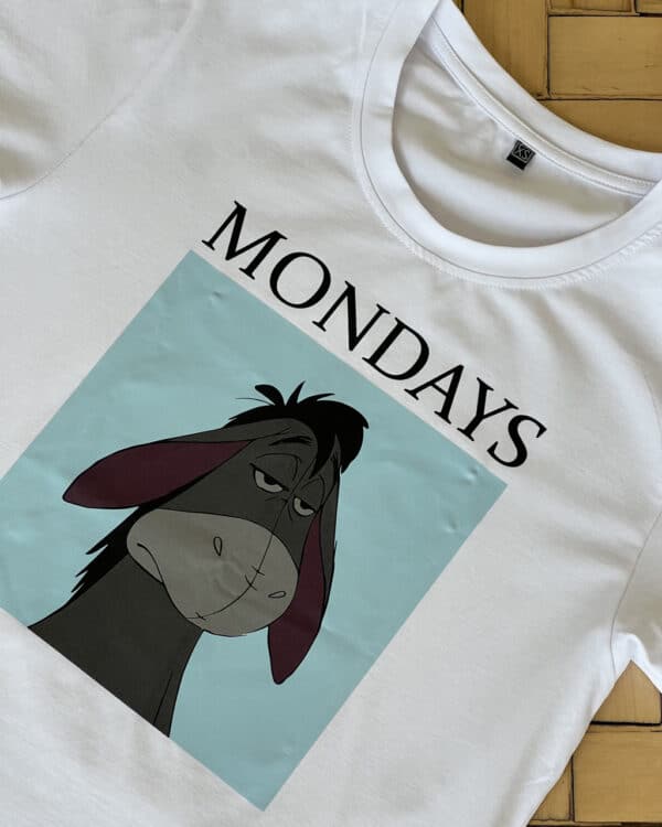 Футболка з кумедним принтом "MONDAYS"